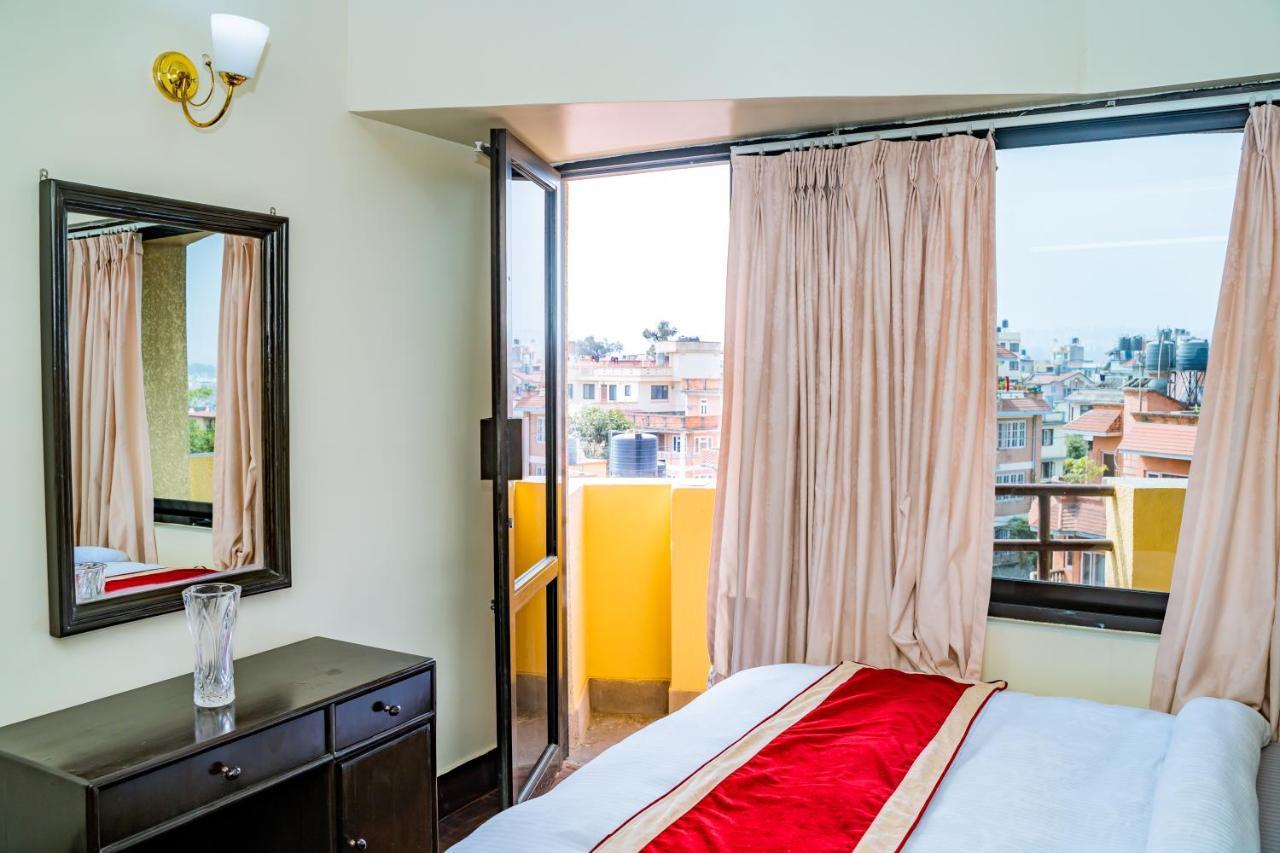 Kbb Hotel And Apartments Hosted By Hostmandu Lalitpur Exteriér fotografie